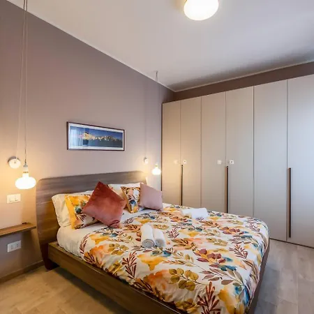 Cozy House In Apartament Mediolan