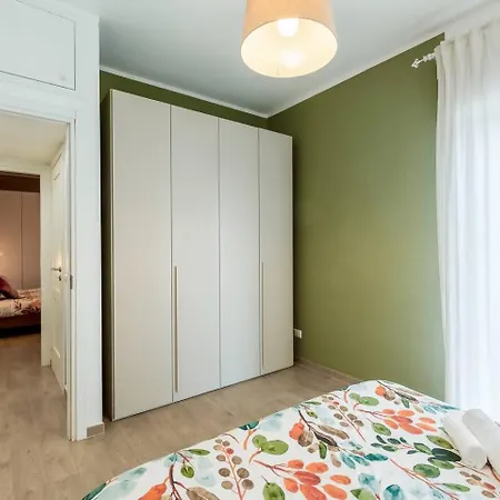 Cozy House In Mediolan