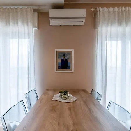 Apartament Cozy House In